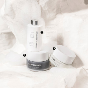 GLACIAL WHITE CAVIAR Regenerating & Revitalizing Body Ritual MIRIAM QUEVEDO